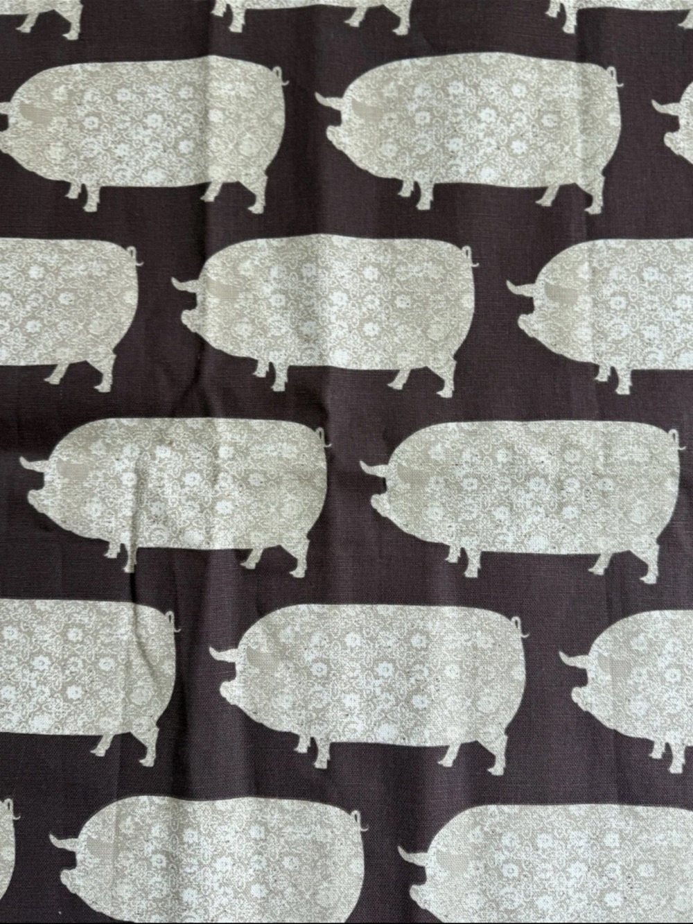 JoAnn Fabric Decorator Pig Brown Tan Floral 1 yard + 8" L x 46" Wide Woven